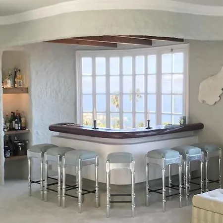 Casa Vina Sol * サンタ・ウルスラ